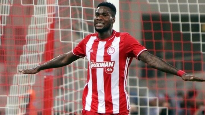 Δελεαστική πρόταση για τον Ιντέγε – Ποια ομάδα τον «πολιορκεί»