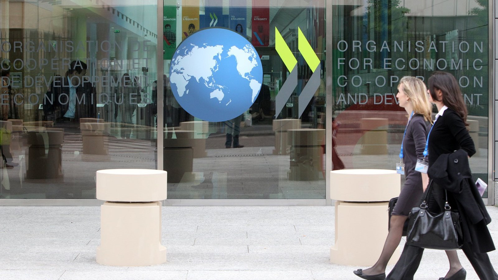 ΟΟΣΑ: Ο ρυθμός ανάπτυξης της κινεζικής οικονομίας θα επιβραδυνθεί σε 6,5% το 2017