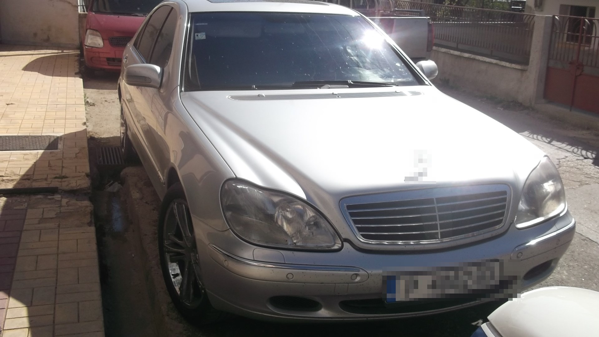 Το σκασμένο λάστιχο πρόδωσε τον σύγχρονο δουλέμπορο στη Ροδόπη