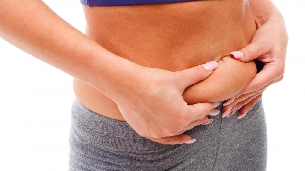 Δέκα τρόποι για να κρύψετε την κοιλίτσα σας