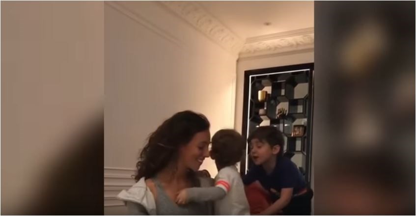 Το viral βίντεο που έχει προκαλέσει θύελλα αντιδράσεσων