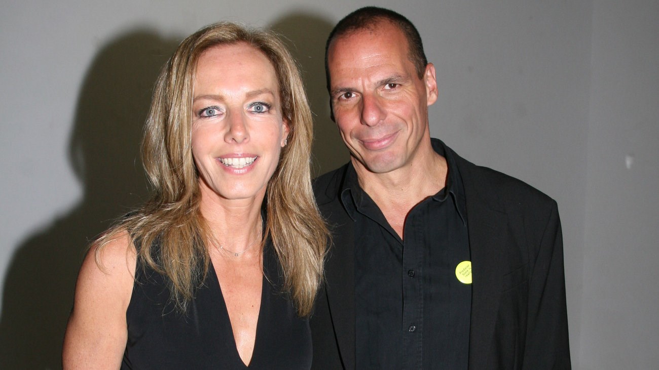 Η ρομαντική φωτογραφία που ανέβασε στο Instagram η σύζυγος του Βαρουφάκη