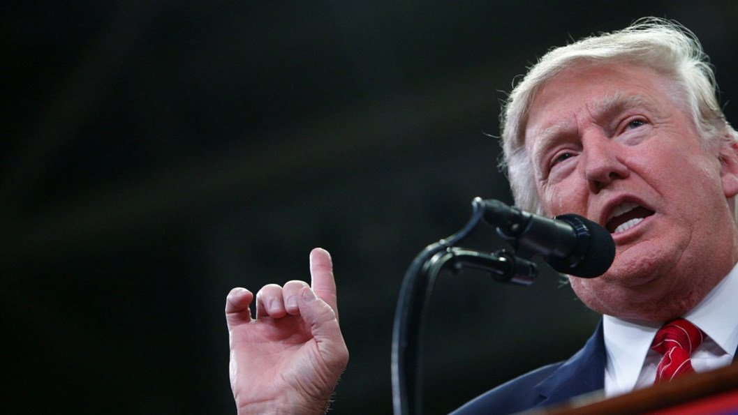 Ο Τραμπ είναι βέβαιος ότι «θα τελειώσει» το Obamacare μετά την έγκριση της Βουλής των Αντιπροσώπων