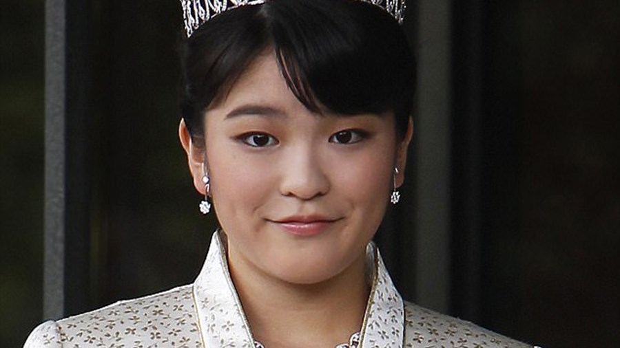 Η πριγκίπισσα που αφήνει το στέμμα για χάρη του έρωτα – ΦΩΤΟ