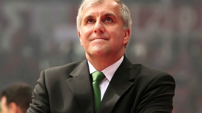 Αποθέωσε Ολυμπιακό ο Ομπράντοβιτς: «Τα κάνει όλα να μοιάζουν εύκολα»