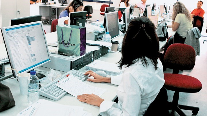 Χωρίς Wi-Fi παραμένουν οι δημόσιες υπηρεσίες