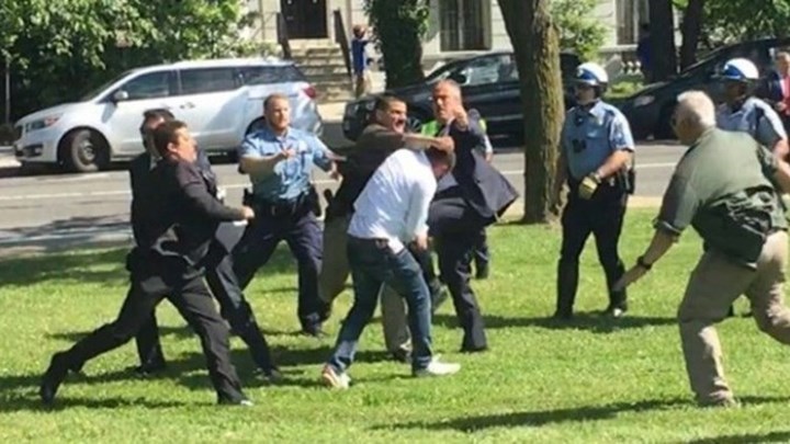 ΗΠΑ: Δύο συλλήψεις για τα επεισόδια κατά τη διάρκεια της επίσκεψης του Ερντογάν