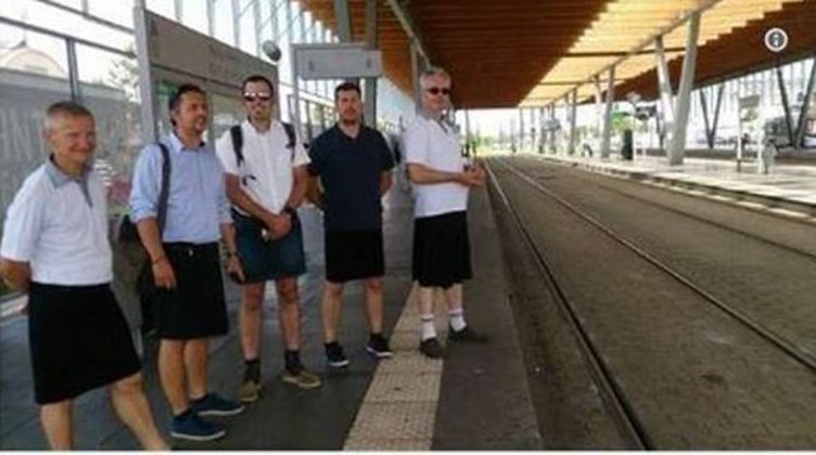 Γαλλία: Πήγαν στη δουλειά φορώντας… φούστες οι οδηγοί των λεωφορείων και του τραμ – ΒΙΝΤΕΟ