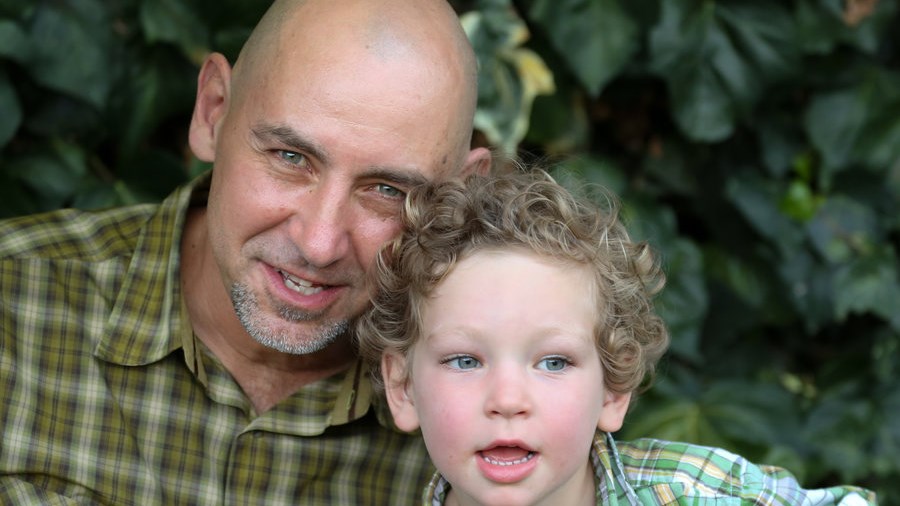 Τι συμβαίνει όταν ο άνδρας αποκτά παιδί σε μεγάλη ηλικία;