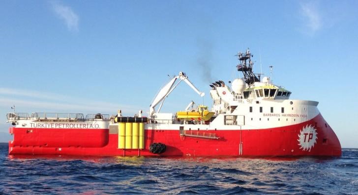 Φουσκωτό του Μπαρμπαρός παρενόχλησε Ελληνοκύπριους ψαράδες