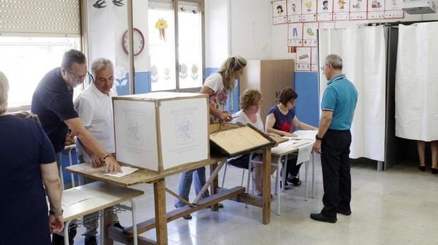 Ιταλία: Προβάδισμα της κεντροδεξιάς στις δημοτικές εκλογές δείχνουν τα exit poll