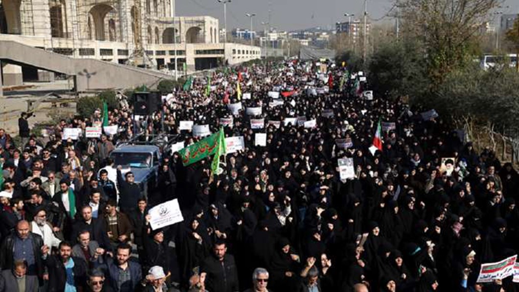 Δέκα οι νεκροί κατά τη διάρκεια διαδηλώσεων στο Ιράν