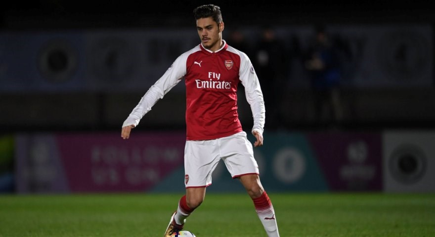 Η πρώτη εμφάνιση του Μαυροπάνου με τη φανέλα της Άρσεναλ – ΦΩΤΟ