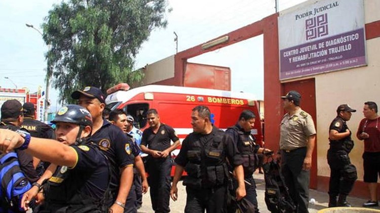 Τραγωδία με πέντε νεκρούς σε φυλακή ανηλίκων στο Περού – ΒΙΝΤΕΟ