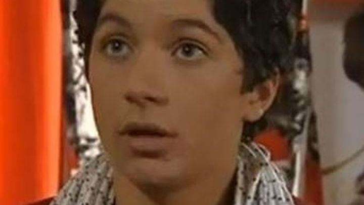 Ο “Θανάσης” από το “Ευτυχισμένοι Μαζί” μεγάλωσε και πήγε φαντάρος – Δείτε πως είναι σήμερα – ΦΩΤΟ