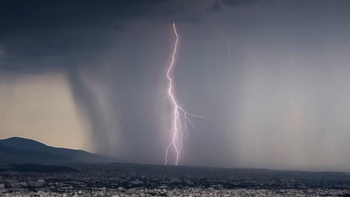 Καιρός: Πού θα χτυπήσει σήμερα η κακοκαιρία “Θάλεια” – Η αναλυτική πρόγνωση