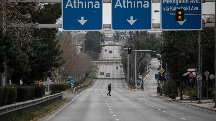 Κορονοϊός: Γιατί η Αττική έγινε “κόκκινη” – Ανησυχία για τη μεγάλη οριζόντια διασπορά στις γειτονιές