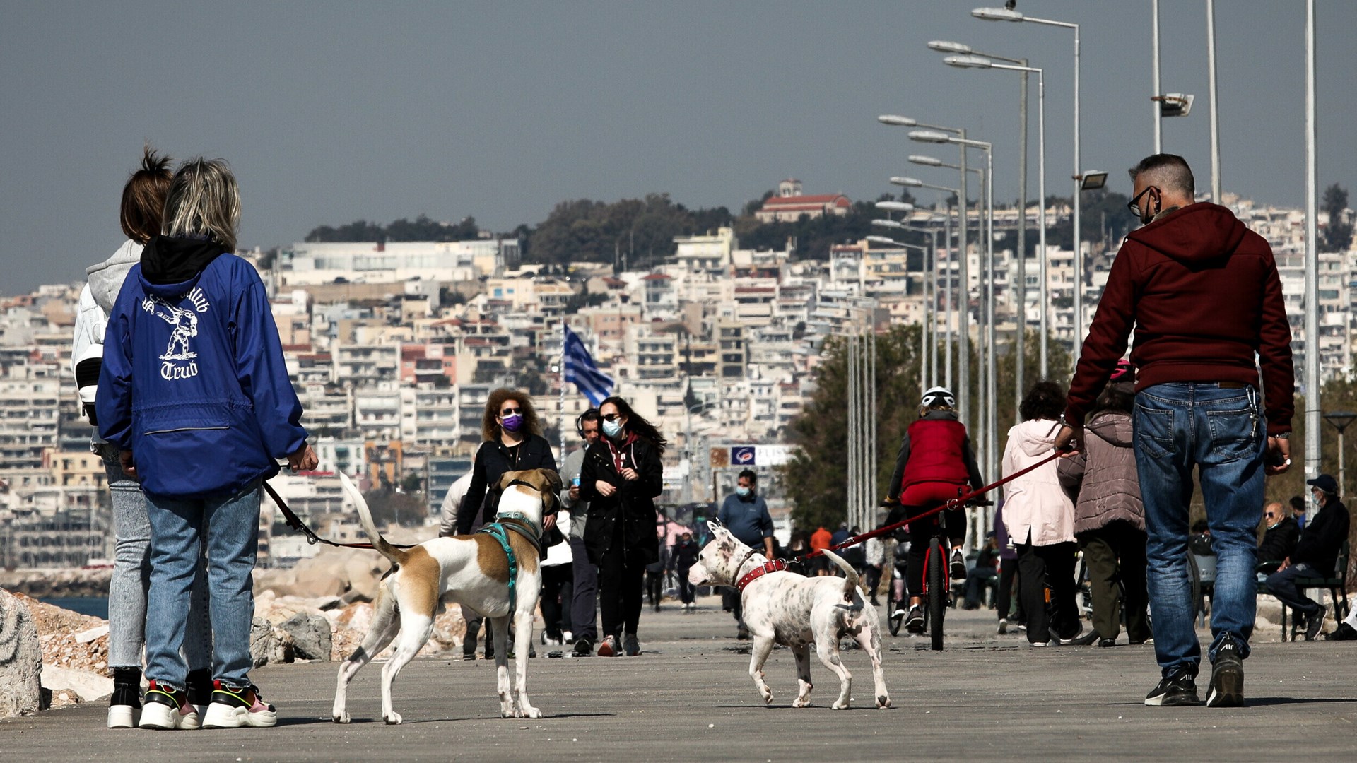 Κορονοϊός: Πού εντοπίζονται τα 1.957 νέα κρούσματα – 886 στην Αττική, 184 στη Θεσσαλονίκη