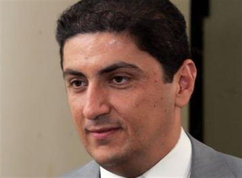 ΔΗ.ΣΥ: “Η ΕΚΤ πρέπει να συμμετάσχει στο κούρεμα”