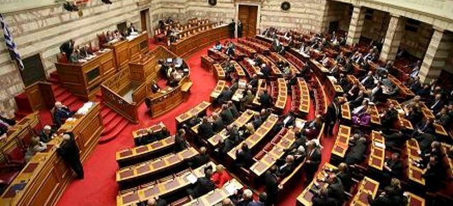 Διχασμός στο ΠΑ.ΣΟ.Κ – πάνω απο 40 βουλευτές διαφοροποιήθηκαν από την κυβερνητική γραμμή