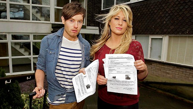 Οι ΗΠΑ διαβάζουν τα tweets σας…