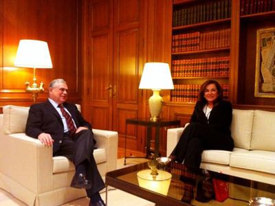 Τώρα: Παπαδήμος και Μπακογιάννη στο Μαξίμου