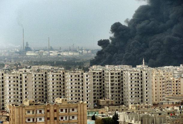 Ανατινάζουν σπίτια