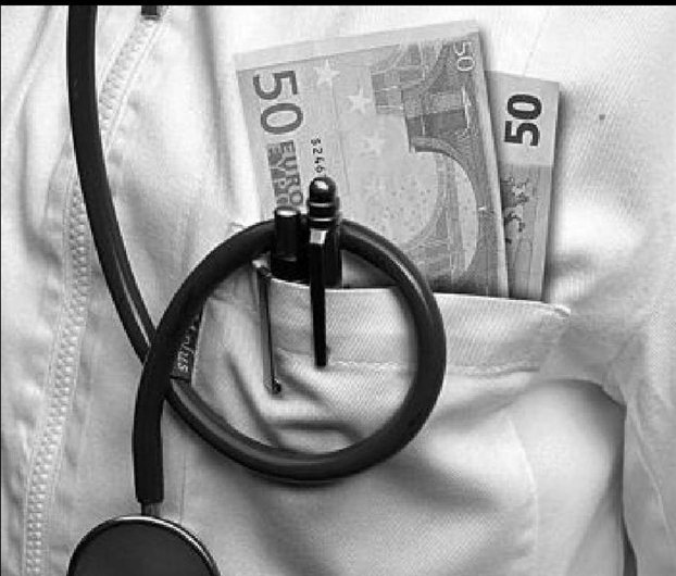 Δύο οδοντίατροι και ένας γυναικολόγος στη φάκα της Οικονομικής Αστυνομίας