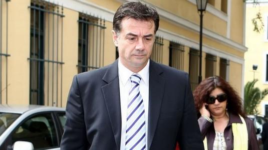 O Βασσάρας φεύγει ο Δούρος έρχεται