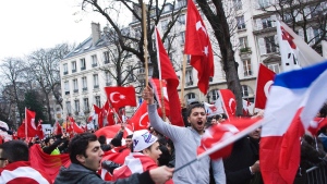 “Βράζει” το Παρίσι