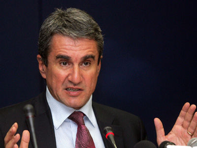 «Η χώρα δεν χρειάζεται άλλες πολιτικές βεντέτες»