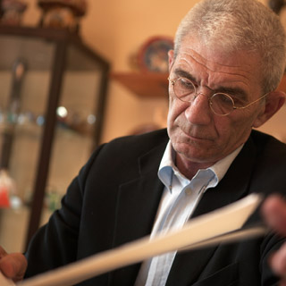 «Οι Έλληνες δεν χρειάζονται χρήματα, αλλά πειθαρχία»