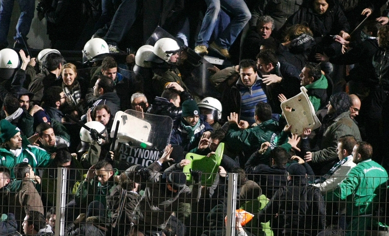 8 συλλήψεις,150 προσαγωγές!