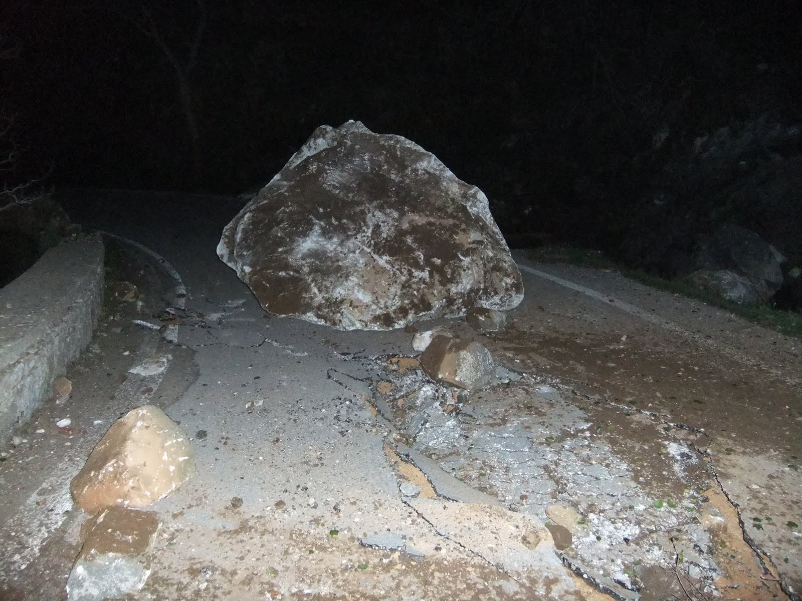 Προσοχή,κατολισθήσεις