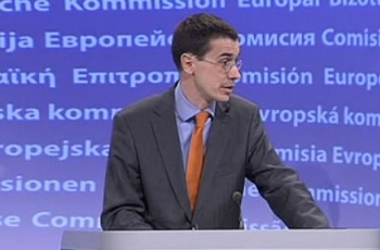 Μας πέταξε το μπαλάκι