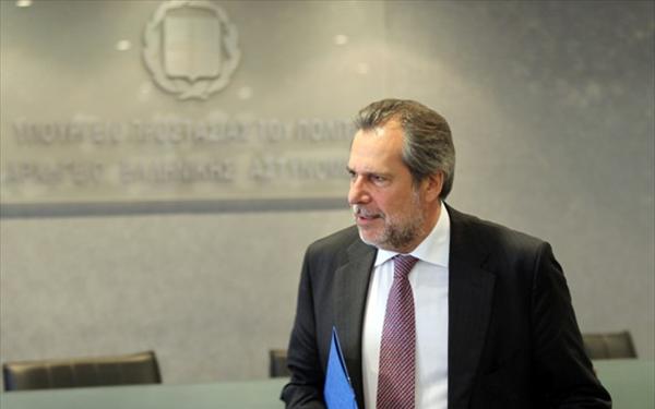 Τσακώνονται για τους γνωστούς…