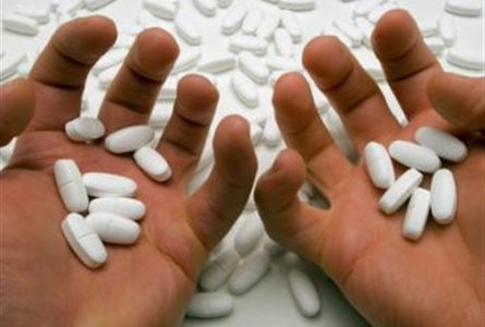 Στο Σύνταγμα για τα φάρμακα