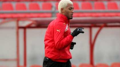 Τον ετοιμάζει για τη μάχη