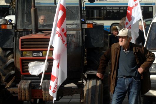 Συμβαίνει τώρα