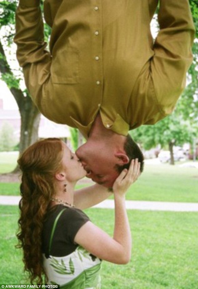 Οι παράξενες φωτογραφίες τ��υ έρωτα