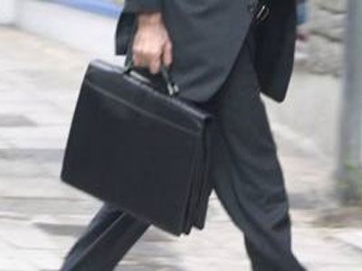 Πού πας με τόσα λεφτά;