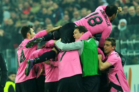 Τα παιδία… παίζει