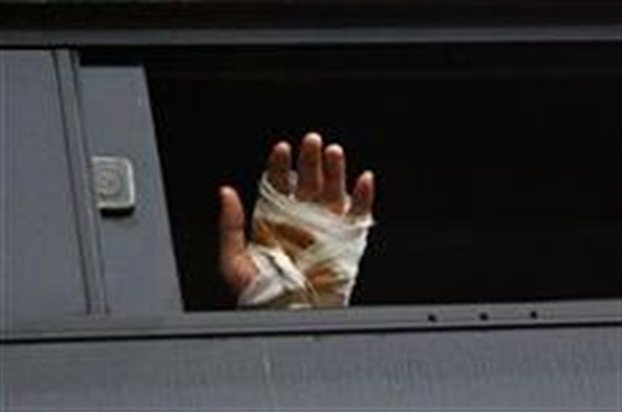 28 διασωθέντες μέχρι τώρα