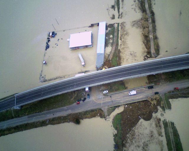 Αεροφωτογραφίες από την καταστροφή