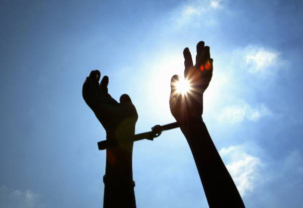 Επεισόδια, συλλήψεις και απελάσεις