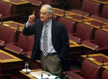 Κακλαμάνης “μαινόμενος”