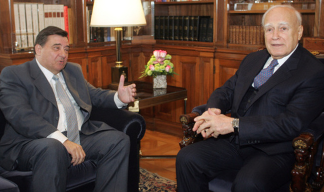 Σε εξέλιξη η συνάντηση