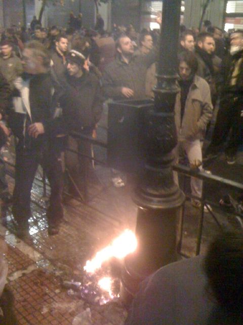 Τώρα-εικόνες από το Σύνταγμα