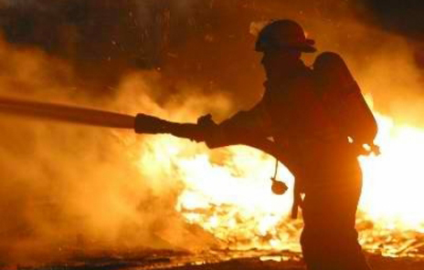 Φωτιά σε Μοναστήρι