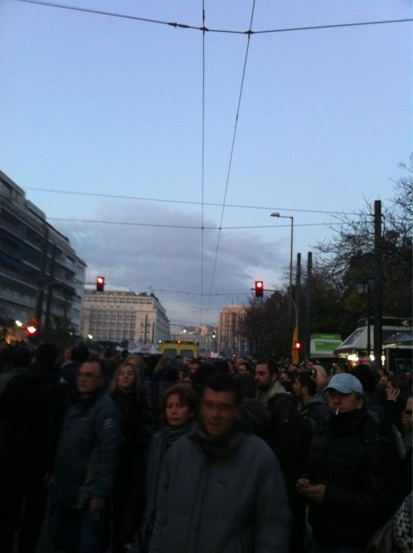 Τώρα-Ασθενοφόρο μέσα στον κόσμο